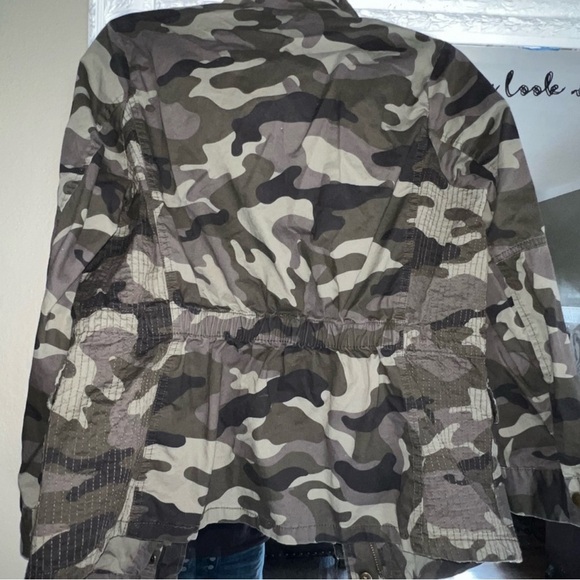 Love Tree Camo lightweight utility jacket​ Large - Picture 7 of 8